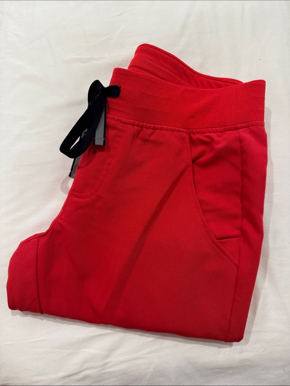 Figs Zamora Jogger Neon Red XSP